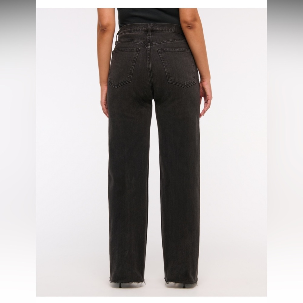 Abercrombie & Fitch, High Rise 90s Relaxed Jean - size 30 (10) extra long - Picture 3 of 14